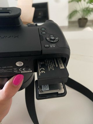Panasonic Lumix FZ300 4K Cámara Digital