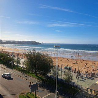 Piso en alquiler en Centro en Gijón