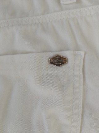 Shorts Stradivarius blancos
