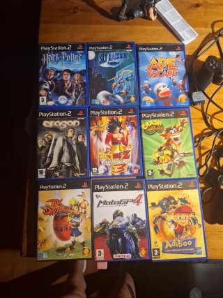 Pacchetto PS2 con 9 giochi