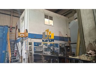 Nave industrial en venta en Camarma de Esteruelas