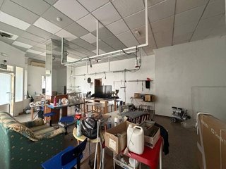 Local comercial en venta en Santa Cruz - Industria - Polígono Campollano en Albacete