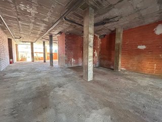 Local comercial en venta en Yecla