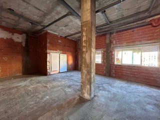 Local comercial en venta en Yecla