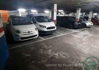 Garaje en venta en Navas en Barcelona