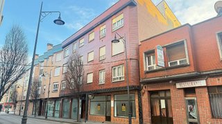 Local comercial en venta en El Llano en Gijón
