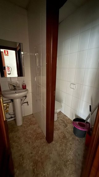 Local comercial en venta en El Llano en Gijón
