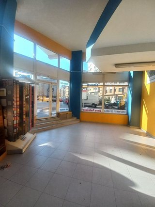 Local comercial en venta en Ceares en Gijón