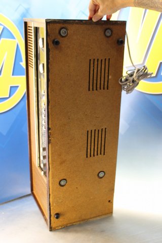 Antigua radio amplificador de válvulas. Kuba Imperial 666. RDA, 1966.