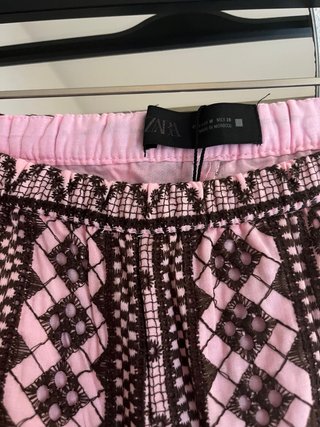 Pantalón ancho bordado perforado Zara T.M