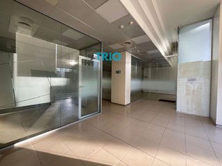 Local comercial en alquiler en Plaza España - Villa Pilar - Reyes Católicos - Vadillos en Burgos