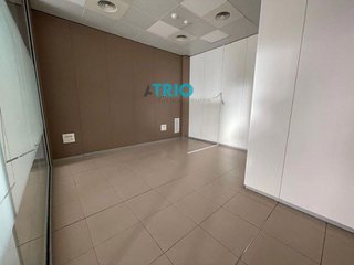 Local comercial en alquiler en Plaza España - Villa Pilar - Reyes Católicos - Vadillos en Burgos