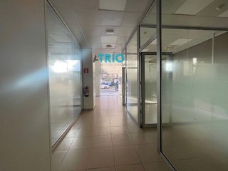 Local comercial en alquiler en Plaza España - Villa Pilar - Reyes Católicos - Vadillos en Burgos