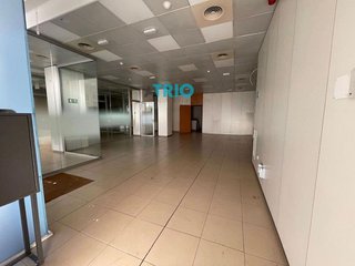 Local comercial en alquiler en Plaza España - Villa Pilar - Reyes Católicos - Vadillos en Burgos