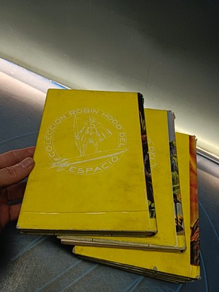 Colección Robin Hood del Espacio. Ed. ACME, 1957. Primera edición. 7 libros.