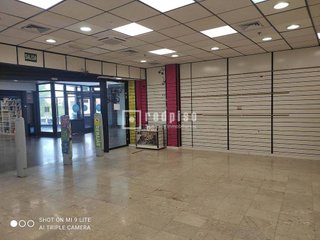 Local comercial en venta en Valleaguado - La Cañada en Coslada