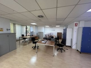 Oficina en alquiler en Les Corts en Barcelona