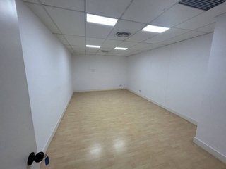 Oficina en alquiler en Les Corts en Barcelona
