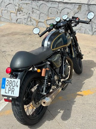 Macbor Johnny Be Good 125cc Negra/Dorada