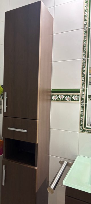 Mueble de baño madera y cristal