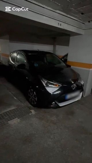 Garaje en venta en Zona Teatro Campoamor en Oviedo