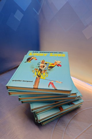 Las Aventuras de Lucky Luke - Colección Completa (Volúmenes 1-9) - Incluye 40 Historias, grijalbo/dargaud tomo 2 lomo despegado
