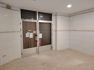 Local comercial en alquiler en Parque de la Bombilla-Pla de Rascanya en Llíria