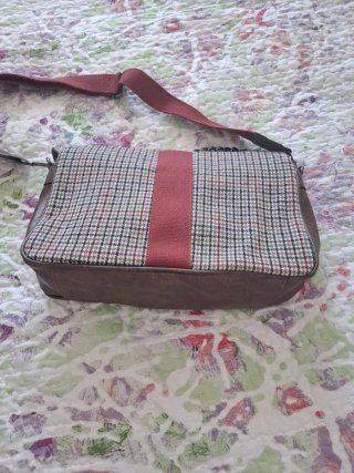 Bolso de invierno de tela y cadena