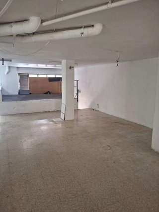 Local comercial en alquiler en La Plana en Esplugues de Llobregat