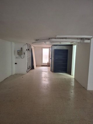 Local comercial en alquiler en La Plana en Esplugues de Llobregat
