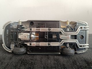 LOTE 5 COCHES MAQUETA 1/24 BURAGO-MIRA PARA PIEZAS