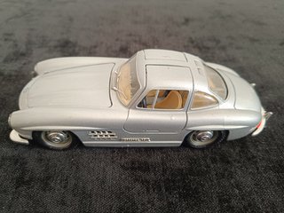 LOTE 5 COCHES MAQUETA 1/24 BURAGO-MIRA PARA PIEZAS