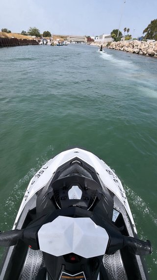 Sea-Doo Spark Jet Ski Negro y Blanco