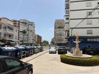 Local comercial en alquiler en Paseo Marítimo de Levante en Vélez-Málaga