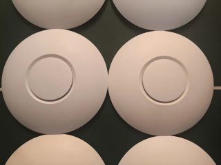 6 x Ubiquiti UniFi AC Lite + Soportes