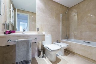 Piso en alquiler en Nueva Andalucía centro en Marbella