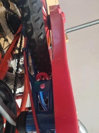 Bicicleta Spiderman Infantil con 2 ruedines atrás