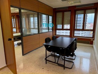 Oficina en alquiler en Plaza España - Villa Pilar - Reyes Católicos - Vadillos en Burgos