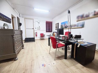 Local comercial en venta en Centre en Sant Boi de Llobregat