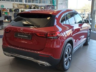 Mercedes-Benz GLA 200-2021