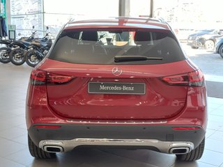 Mercedes-Benz GLA 200-2021