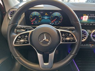 Mercedes-Benz GLA 200-2021