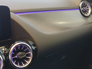 Mercedes-Benz GLA 200-2021