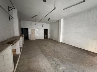 Local comercial en venta en Natahoyo en Gijón