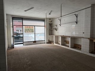 Local comercial en venta en Natahoyo en Gijón
