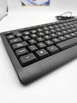 Teclado Trust Taro QWERTY Español Negro