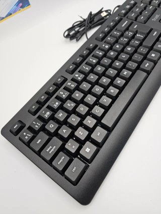 Teclado Trust Taro QWERTY Español Negro