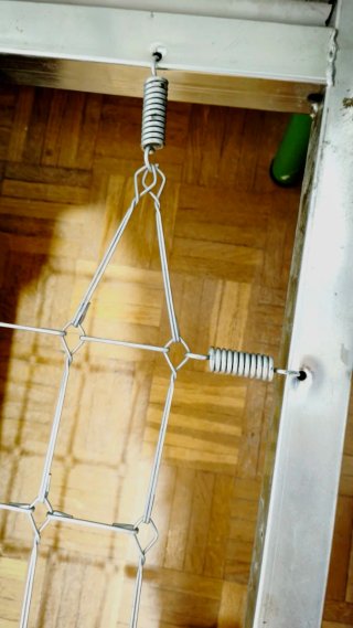 Estructura de cama antigua