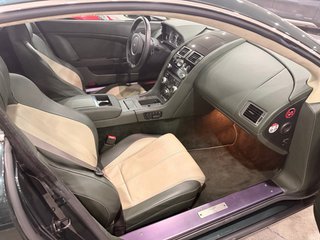 Aston Martin DB9 2011