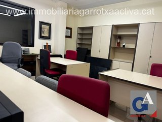 Local comercial en venta en Olot
